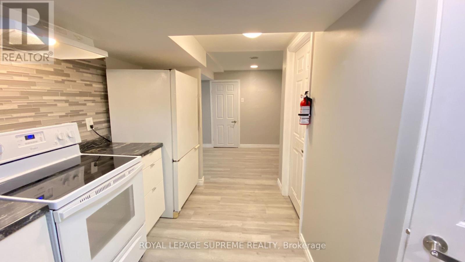 Bsmt - 22 Amblecote Pl, Hamilton, ON