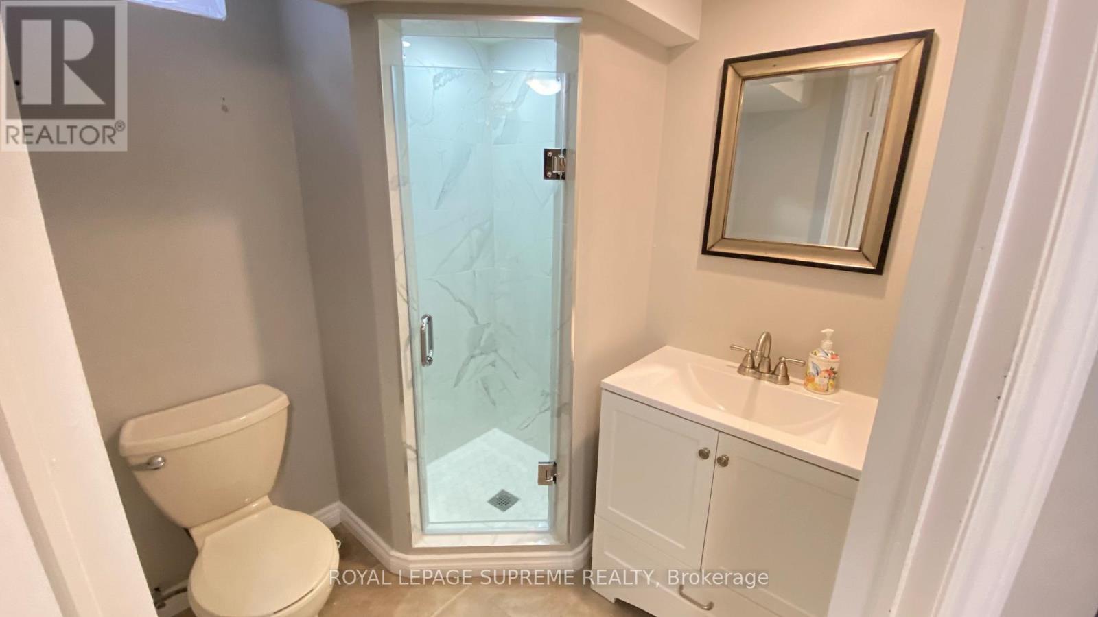 Bsmt - 22 Amblecote Pl, Hamilton, ON