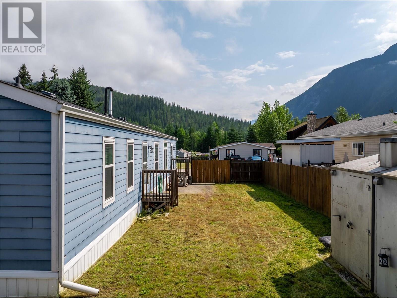 38 Johnson Way, Revelstoke, BC
