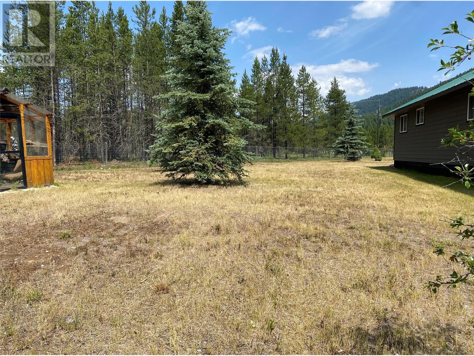 5325 Highway 33 Highway, Beaverdell, BC - Outdoor