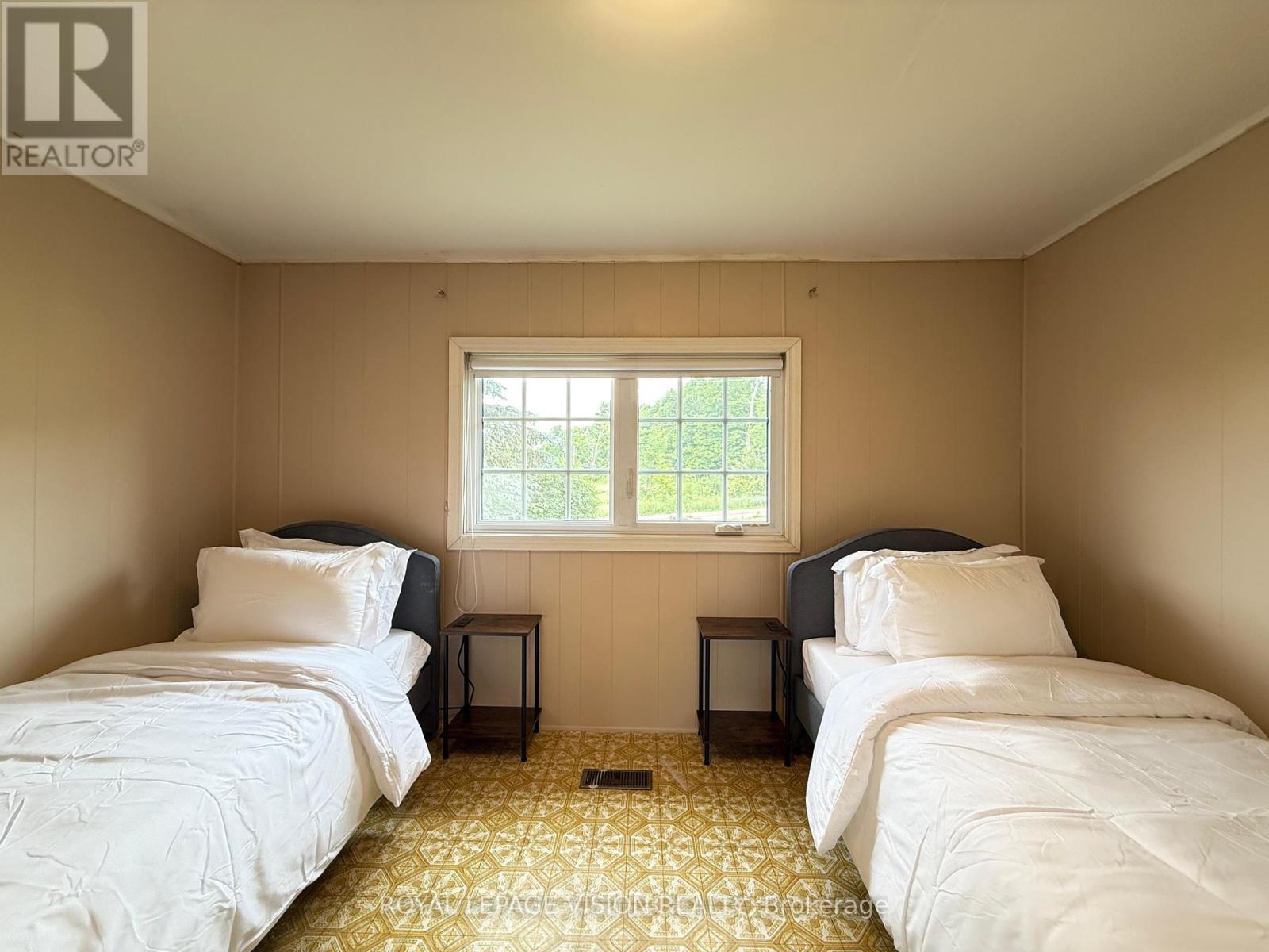 Land + Bldg - 1304 Hunt Club Road, Madoc, ON - Indoor Photo Showing Bedroom