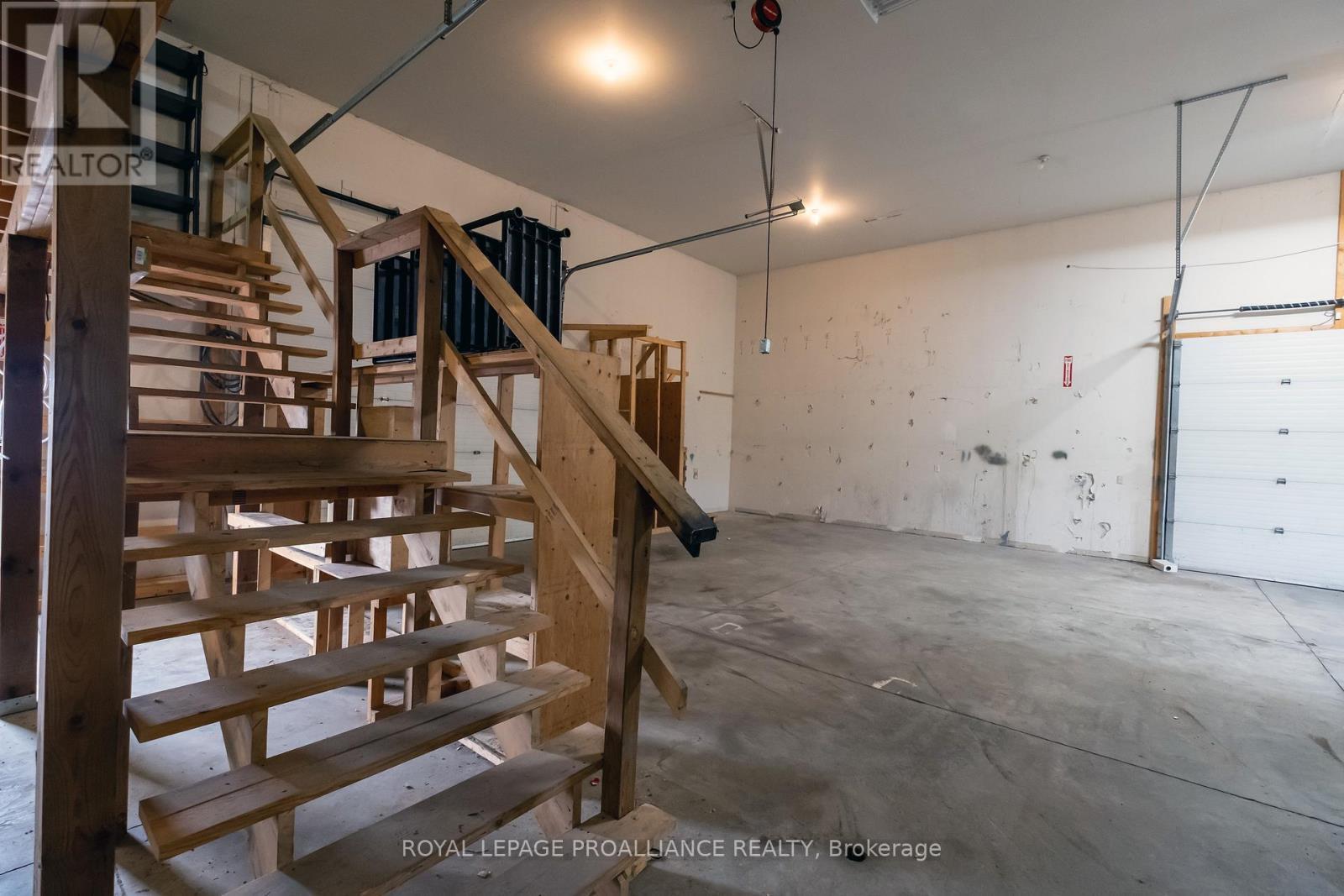 5 - 400 West Front Street, Stirling-Rawdon (Stirling Ward), ON