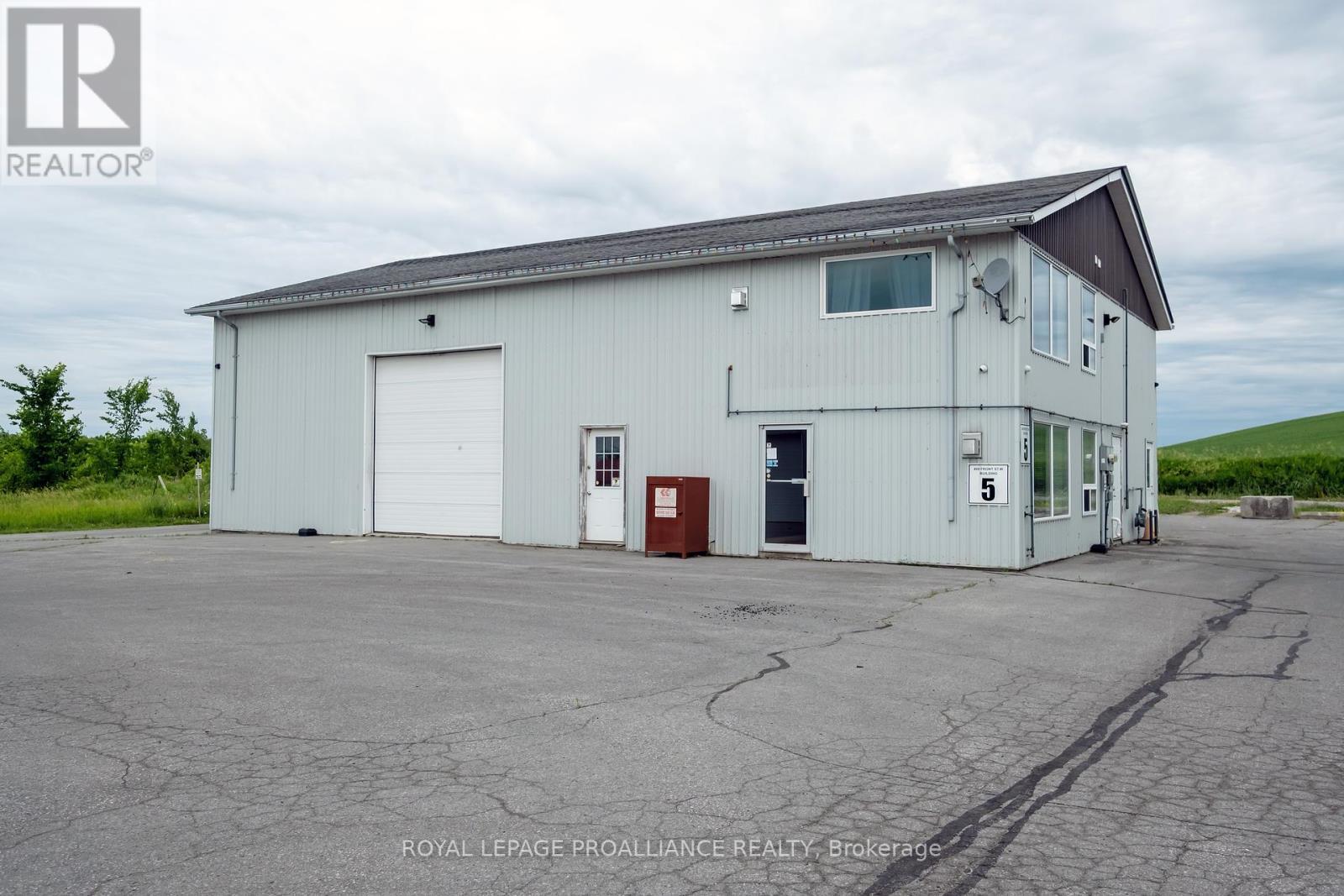 5 - 400 West Front Street, Stirling-Rawdon (Stirling Ward), ON