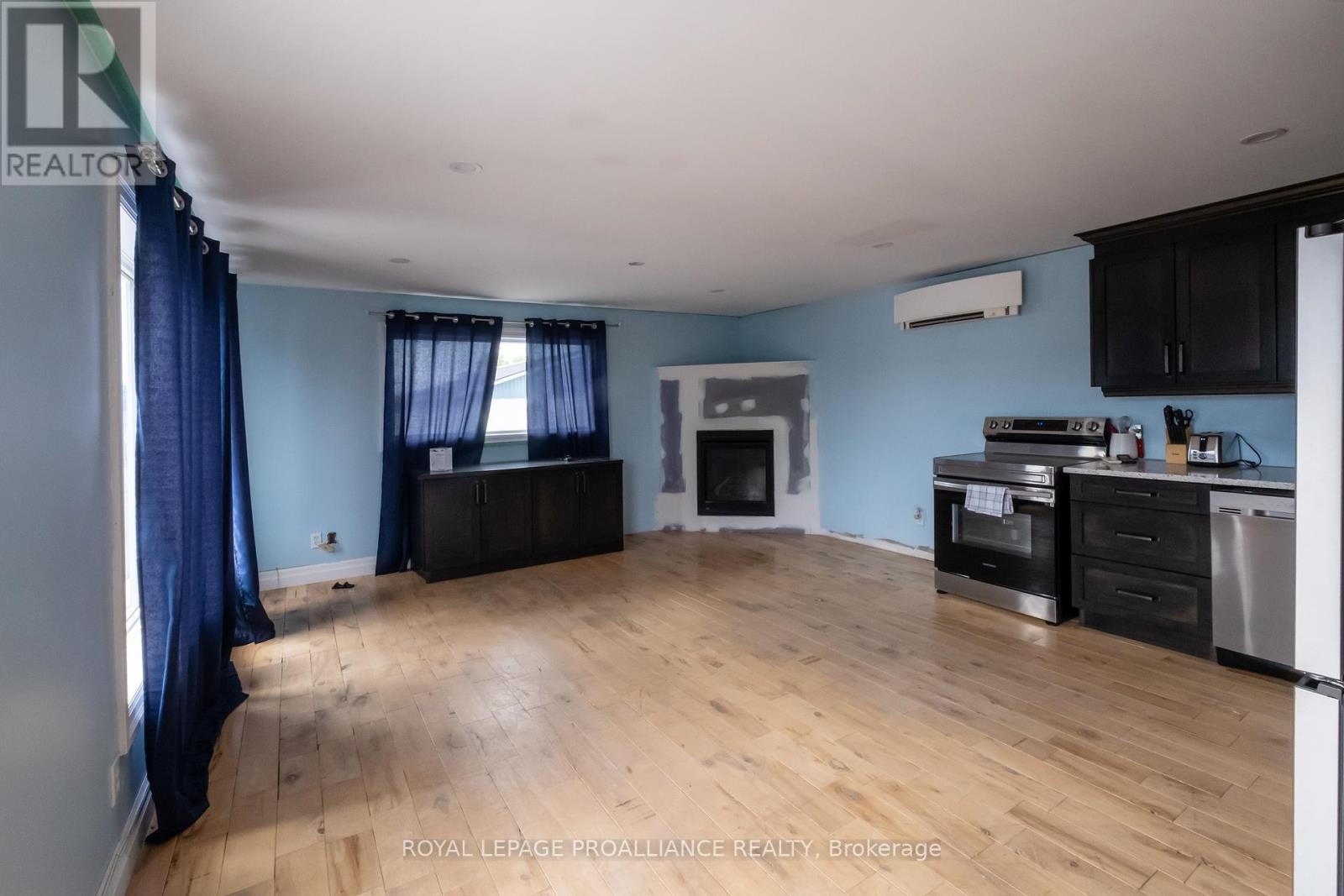 5 - 400 West Front Street, Stirling-Rawdon (Stirling Ward), ON