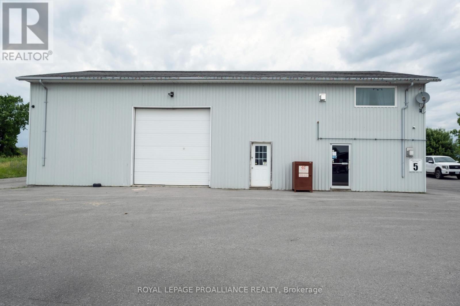 5 - 400 West Front Street, Stirling-Rawdon (Stirling Ward), ON