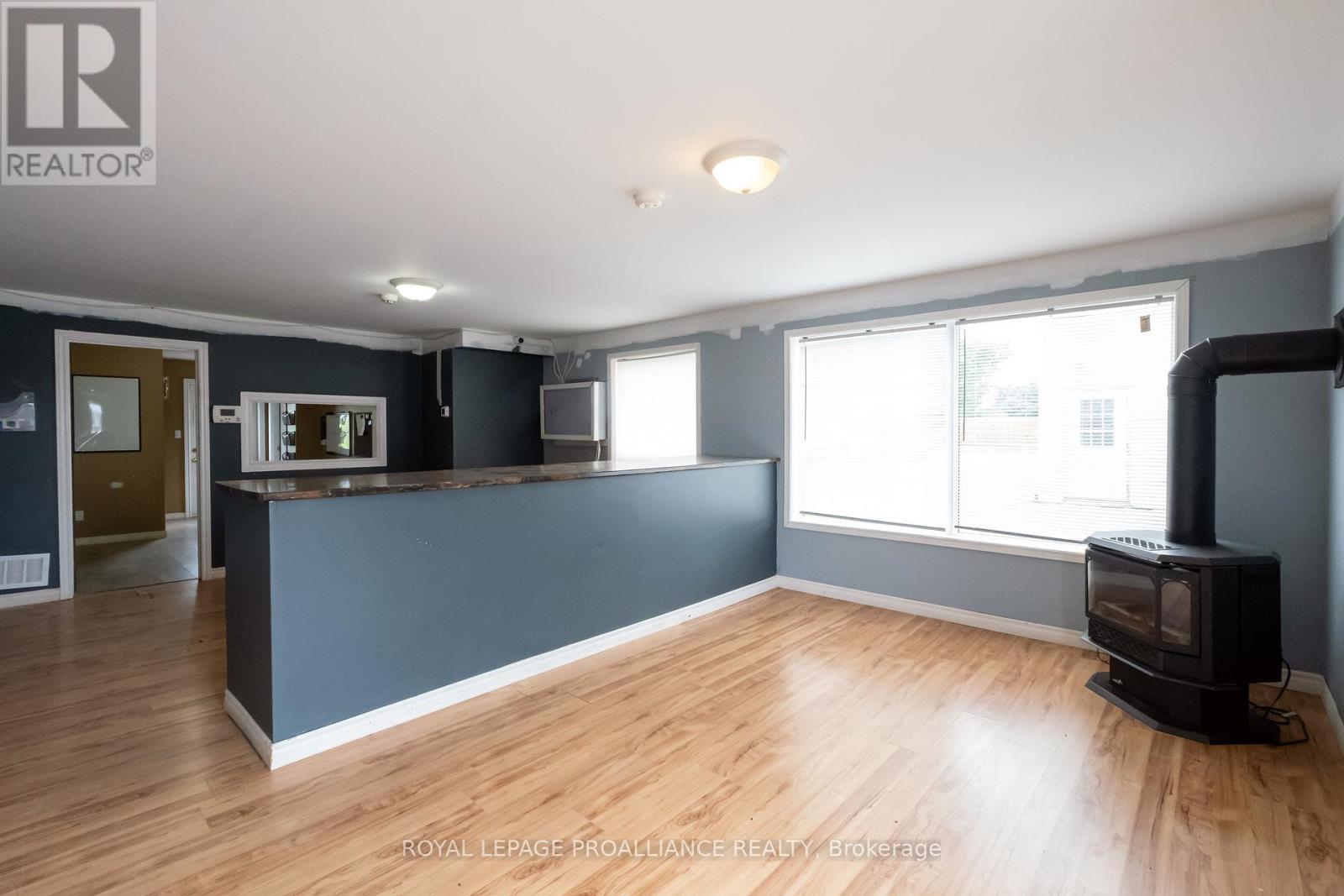 5 - 400 West Front Street, Stirling-Rawdon (Stirling Ward), ON