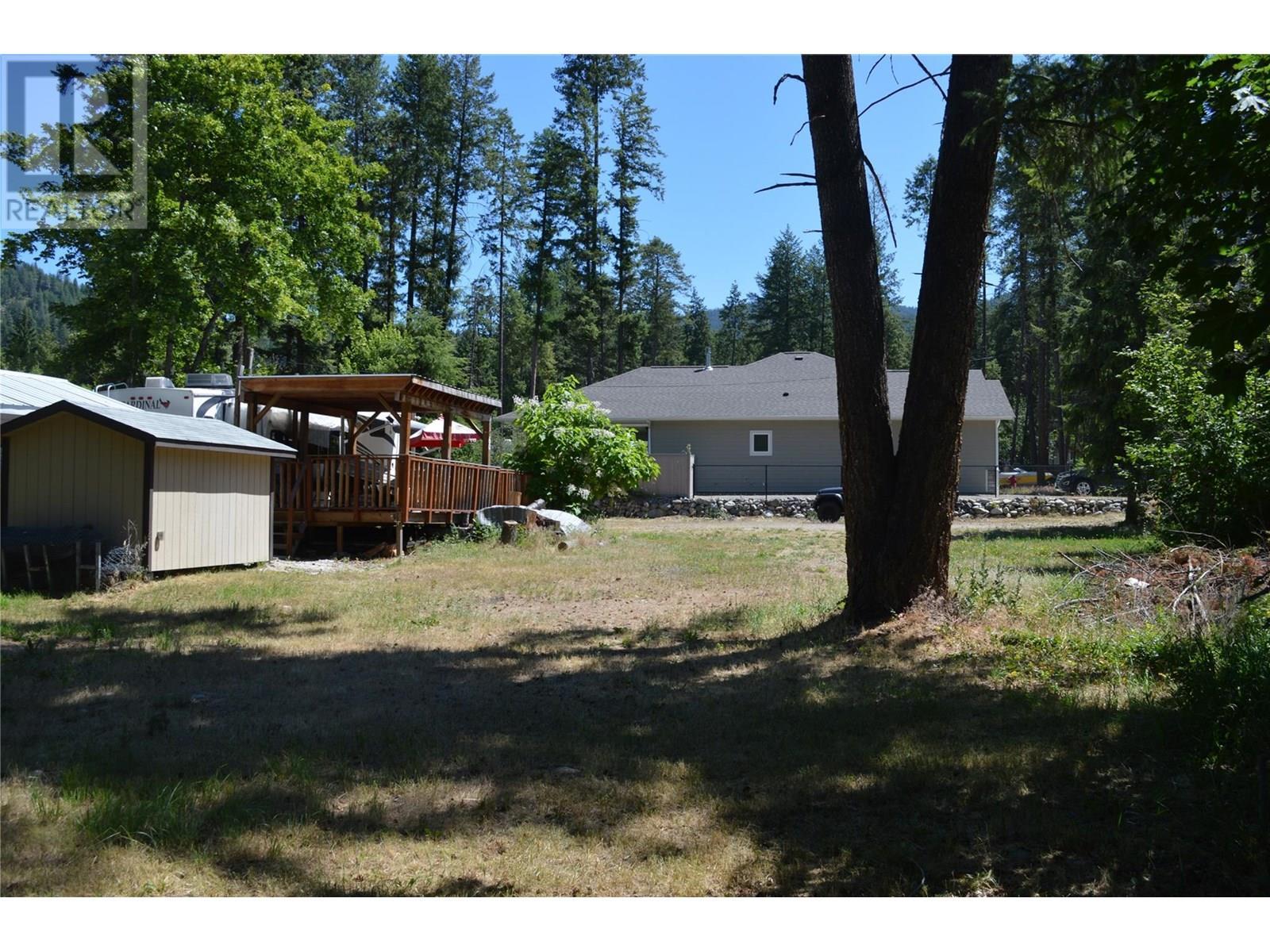 60 Kingsley Road, Christina Lake, BC
