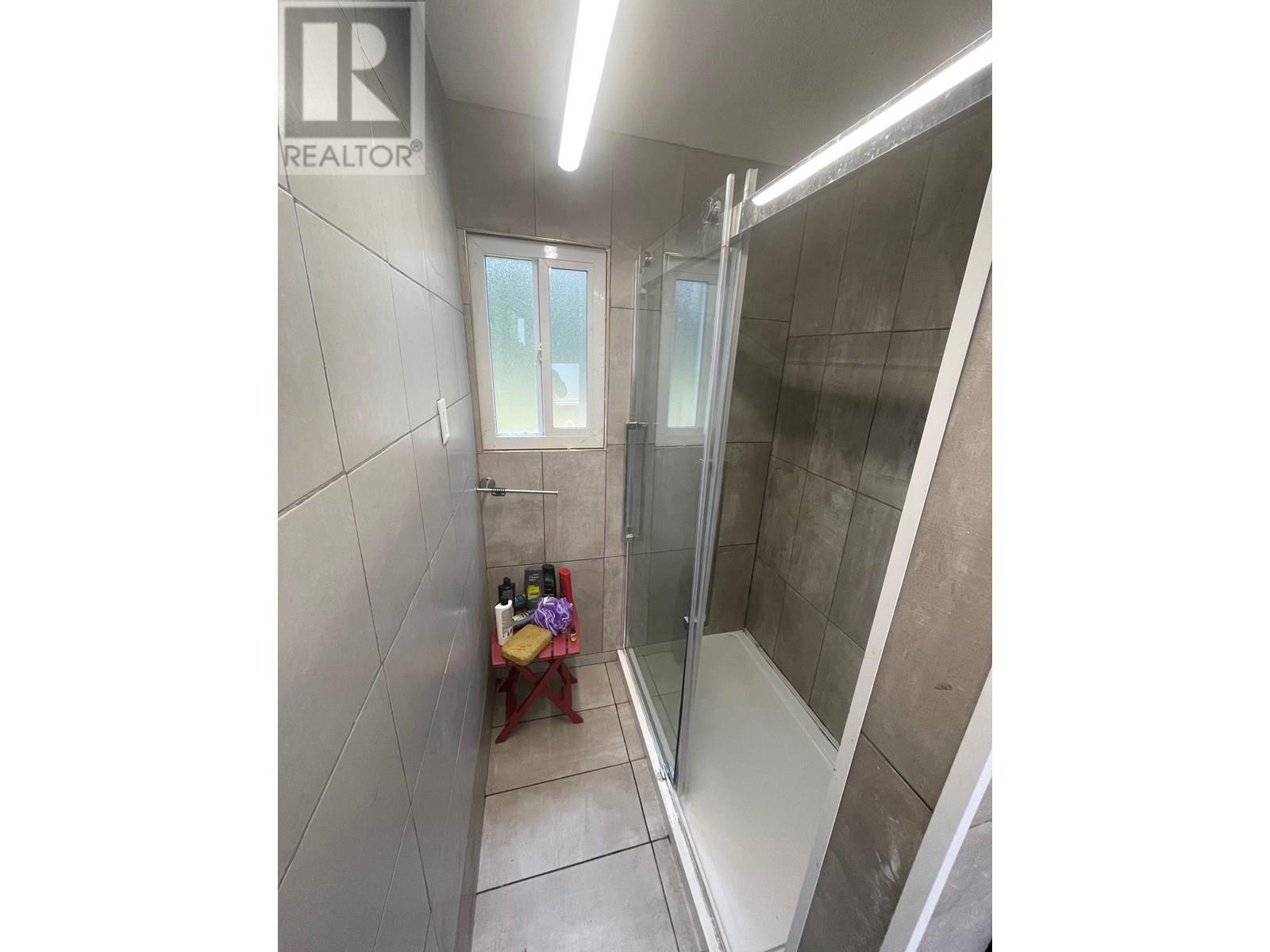 60 Kingsley Road, Christina Lake, BC