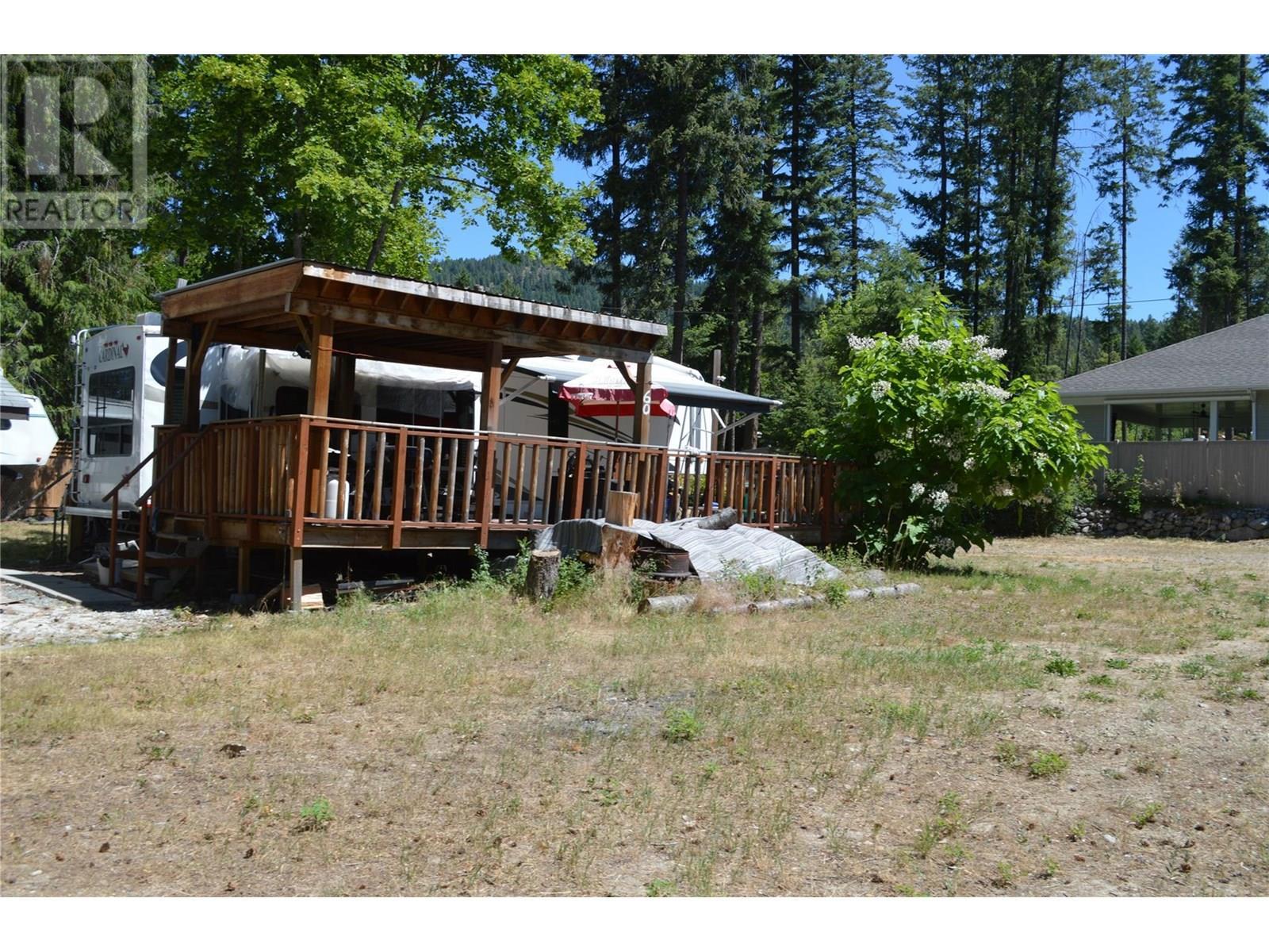 60 Kingsley Road, Christina Lake, BC