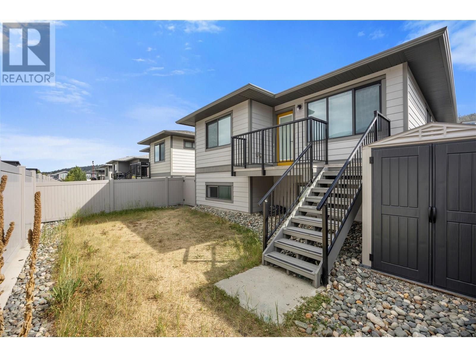 1323 Kinross Place Unit# 105, Kamloops, BC - Outdoor
