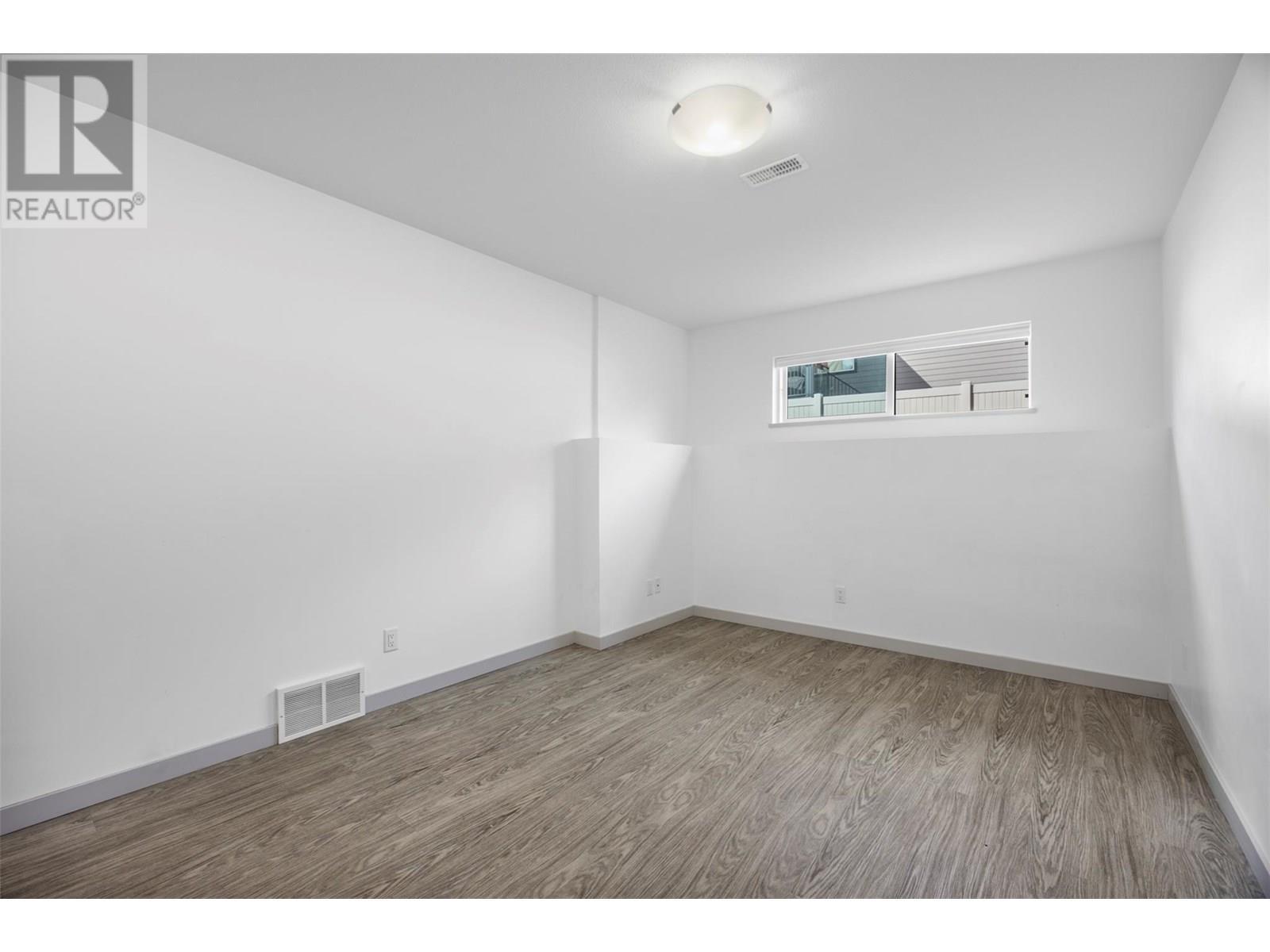 1323 Kinross Place Unit# 105, Kamloops, BC - Indoor Photo Showing Other Room