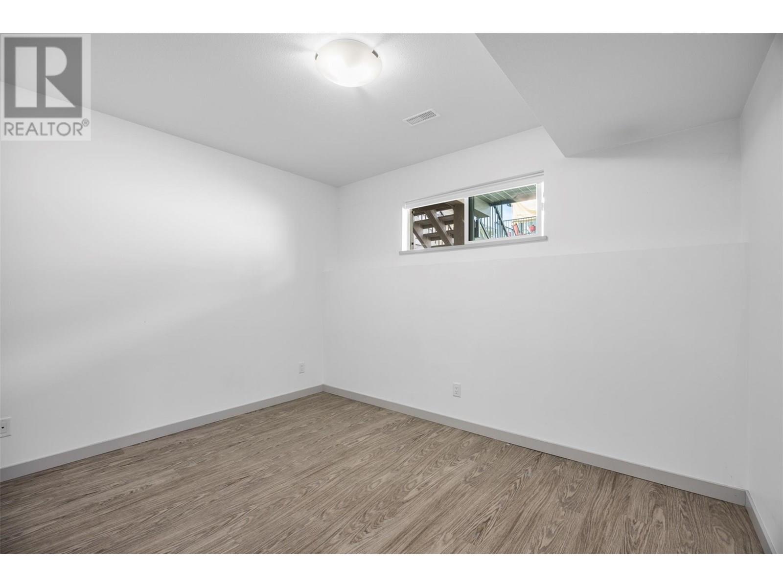 1323 Kinross Place Unit# 105, Kamloops, BC - Indoor Photo Showing Other Room