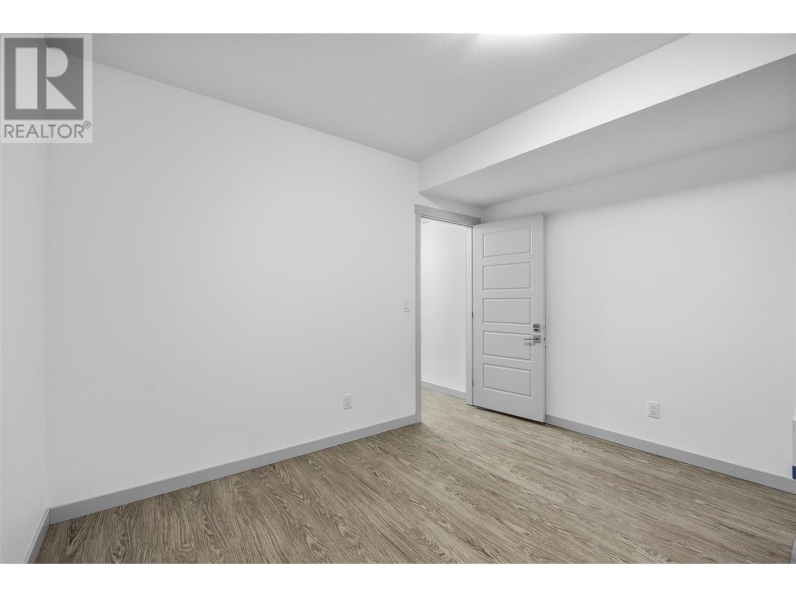 1323 Kinross Place Unit# 105, Kamloops, BC - Indoor Photo Showing Other Room