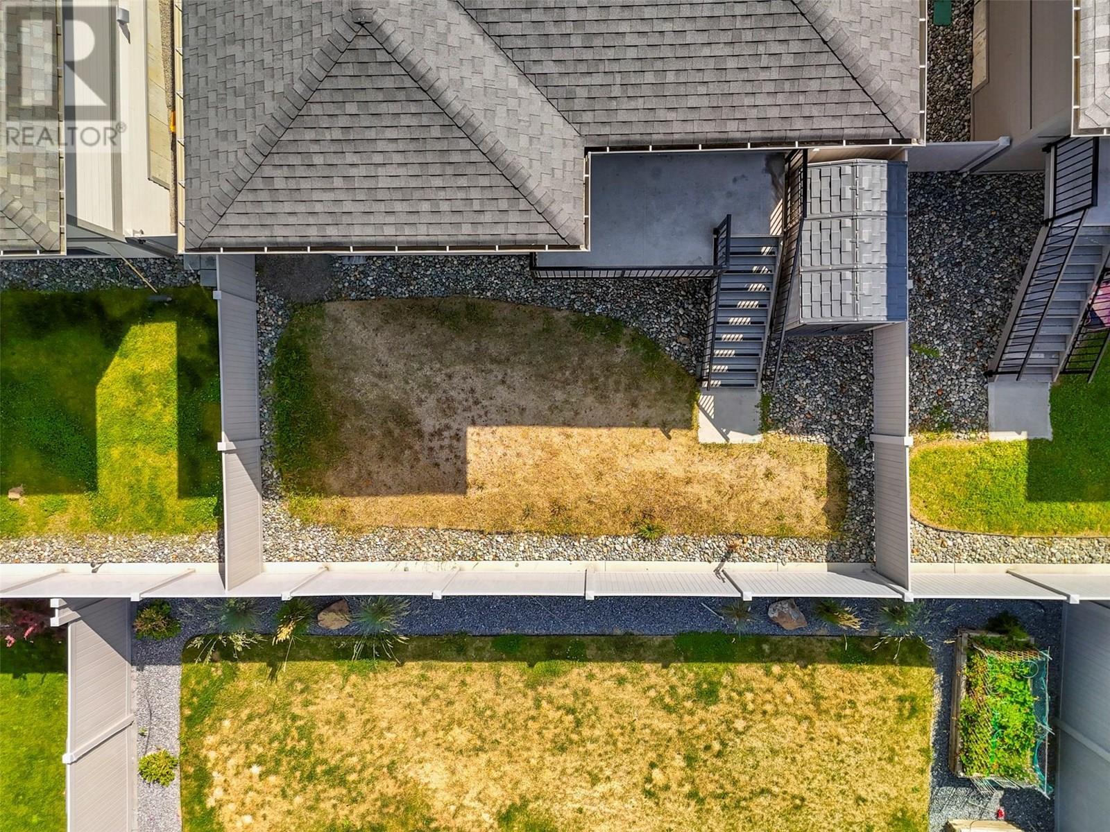 1323 Kinross Place Unit# 105, Kamloops, BC - Outdoor