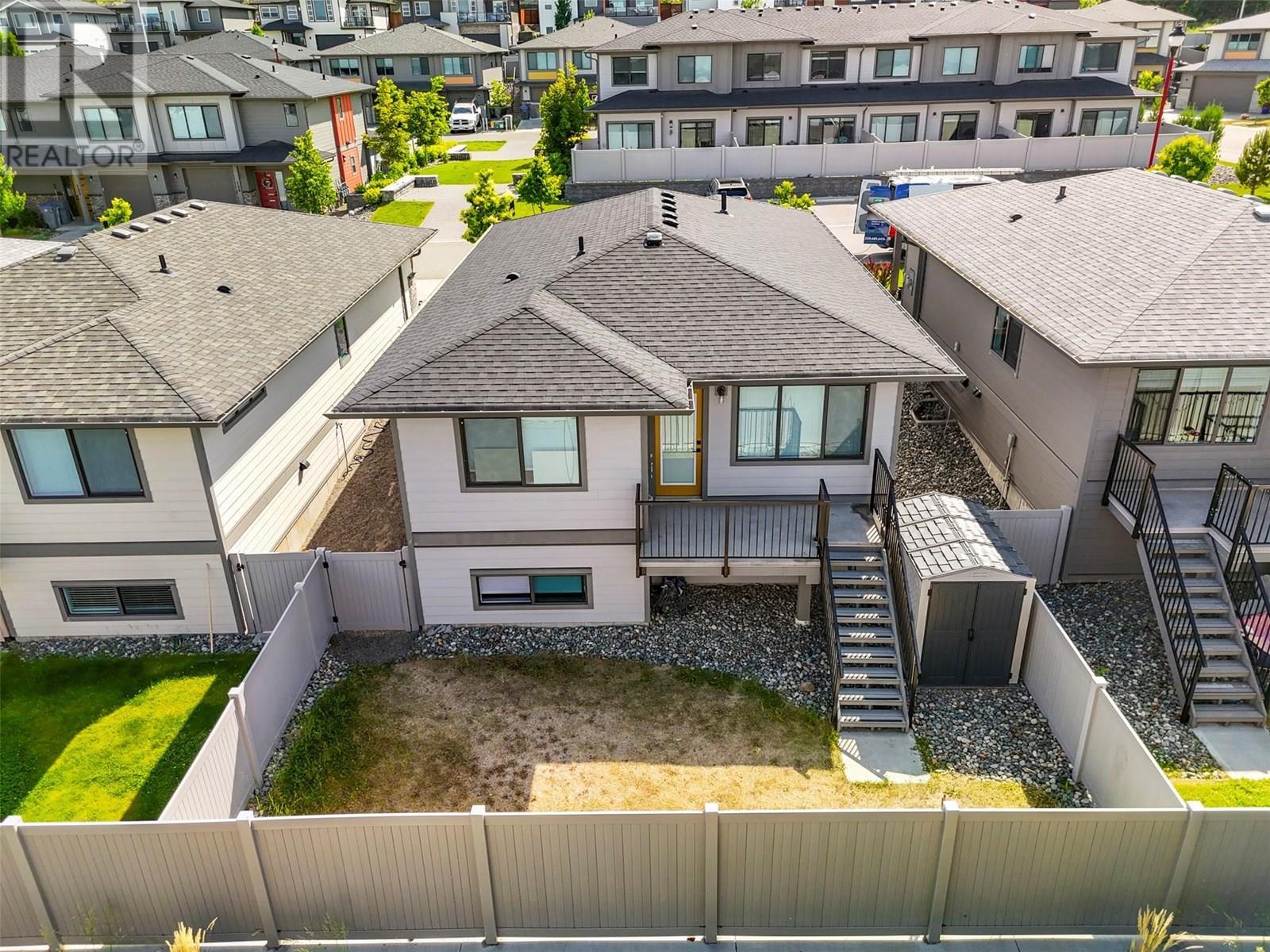 1323 Kinross Place Unit# 105, Kamloops, BC - Outdoor With Facade