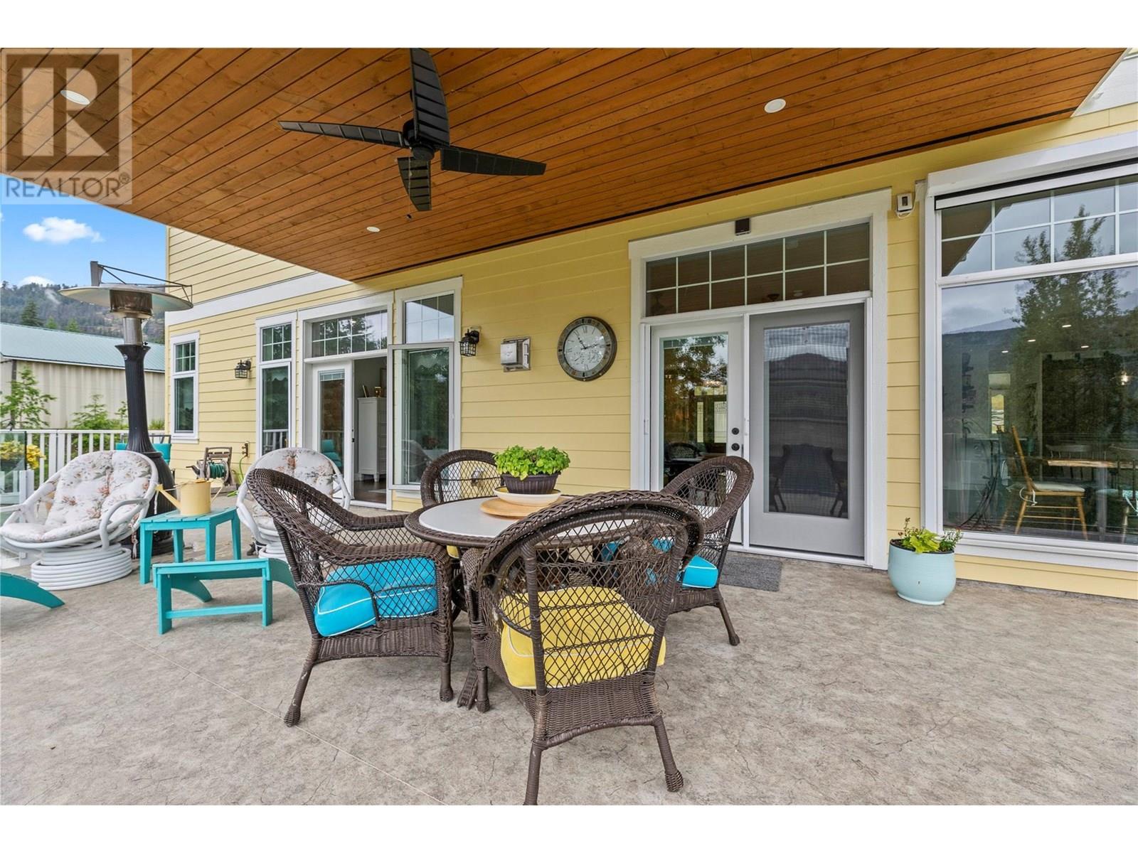 3828 Parri Road, Sorrento, BC - Outdoor With Deck Patio Veranda With Exterior