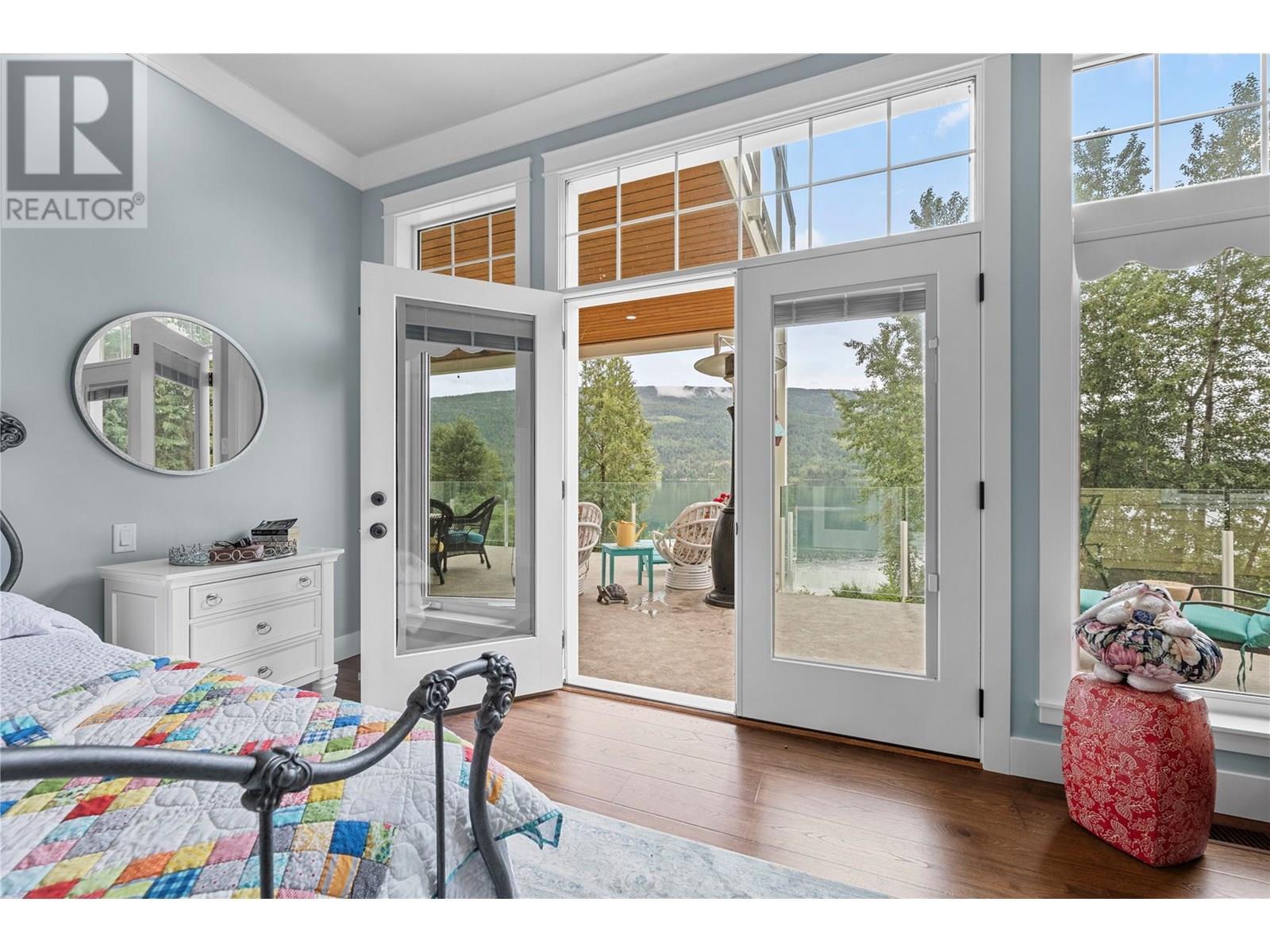 3828 Parri Road, Sorrento, BC - Indoor Photo Showing Other Room