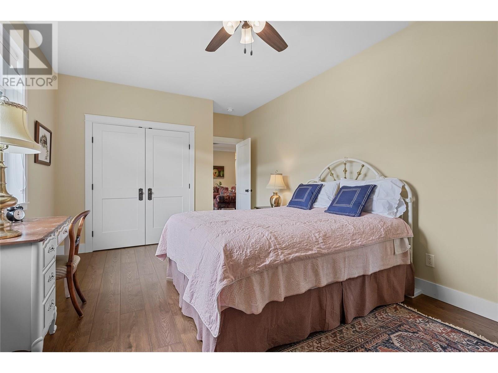 3828 Parri Road, Sorrento, BC - Indoor Photo Showing Bedroom