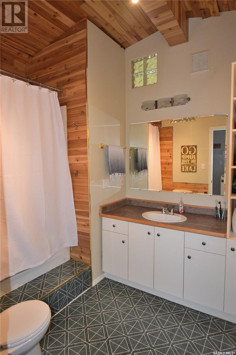 207 Jacobson Drive, Lakeland Rm No. 521, SK - Indoor Photo Showing Bathroom