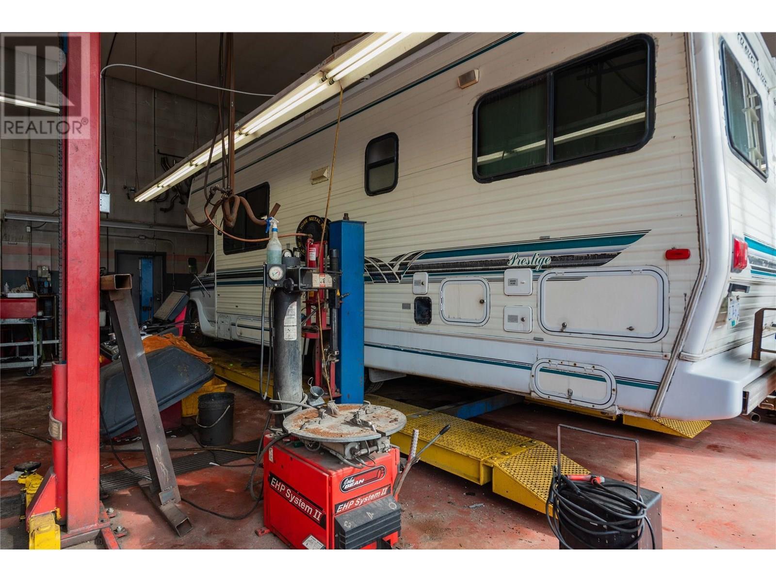 2865 B And 2929 Highway Drive, Trail, BC