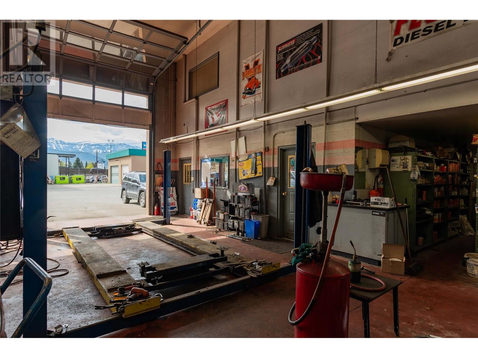 2865 B And 2929 Highway Drive, Trail, BC