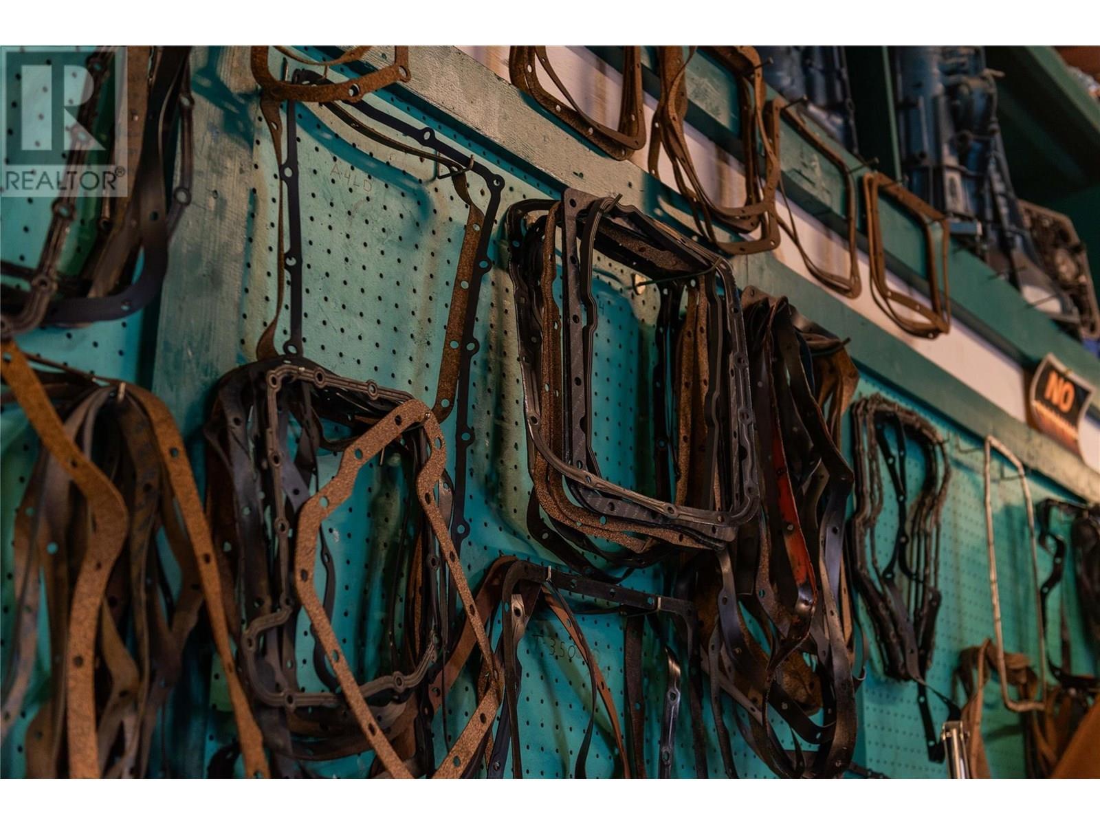 2865 B And 2929 Highway Drive, Trail, BC