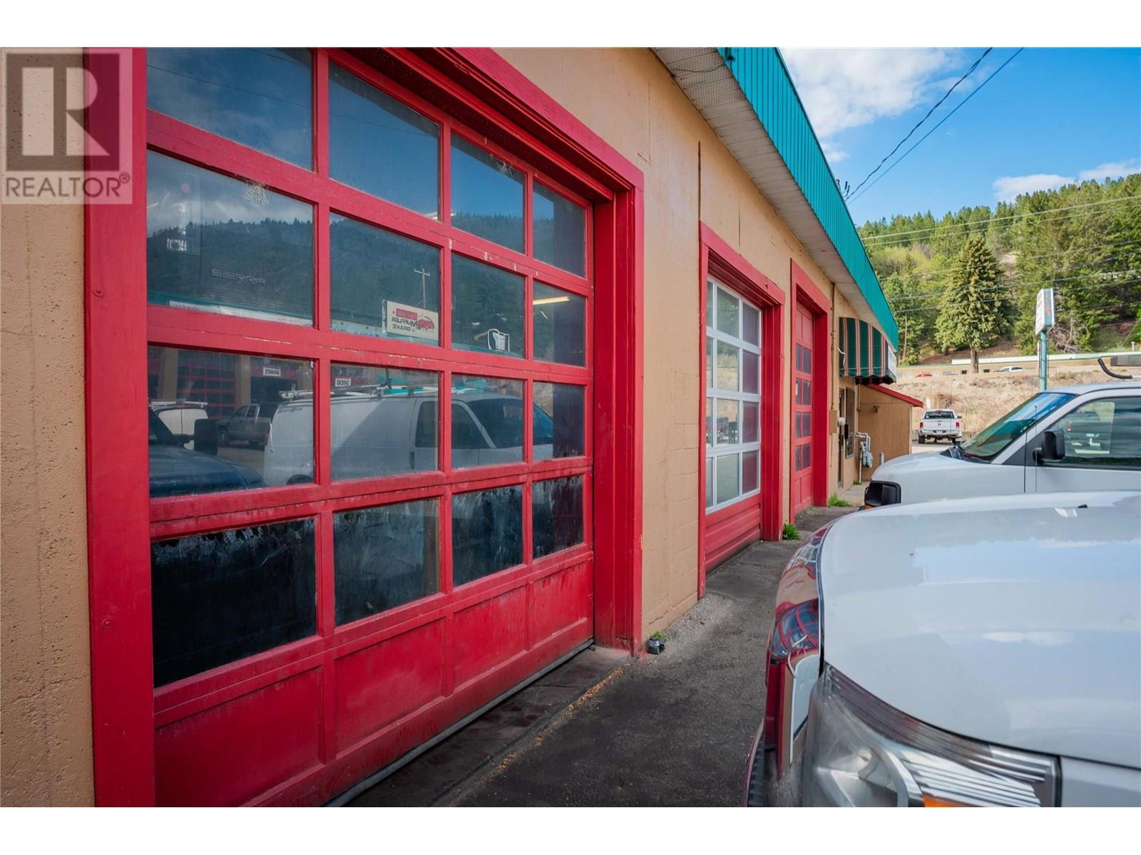 2865 B And 2929 Highway Drive, Trail, BC