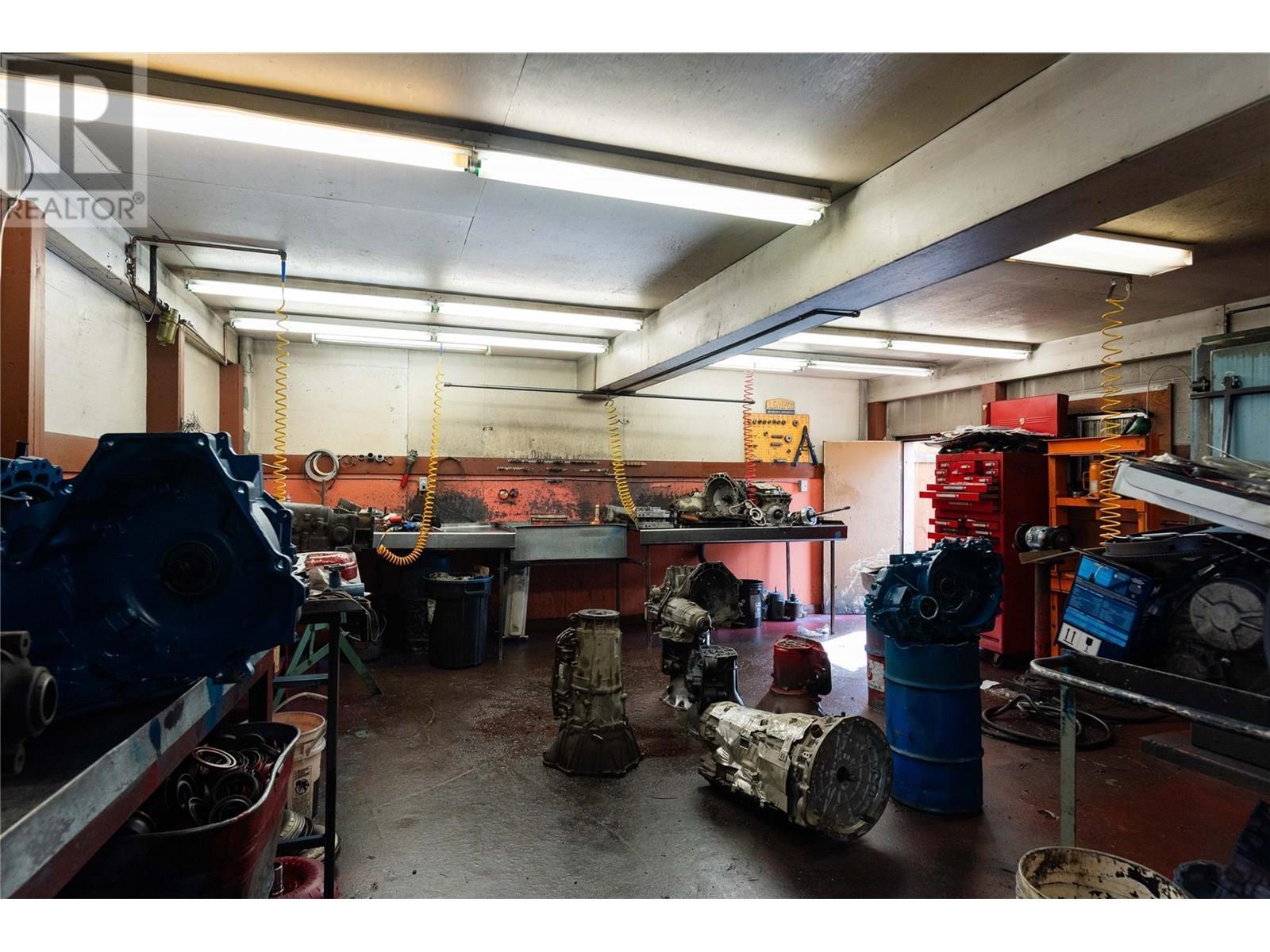 2865 B And 2929 Highway Drive, Trail, BC