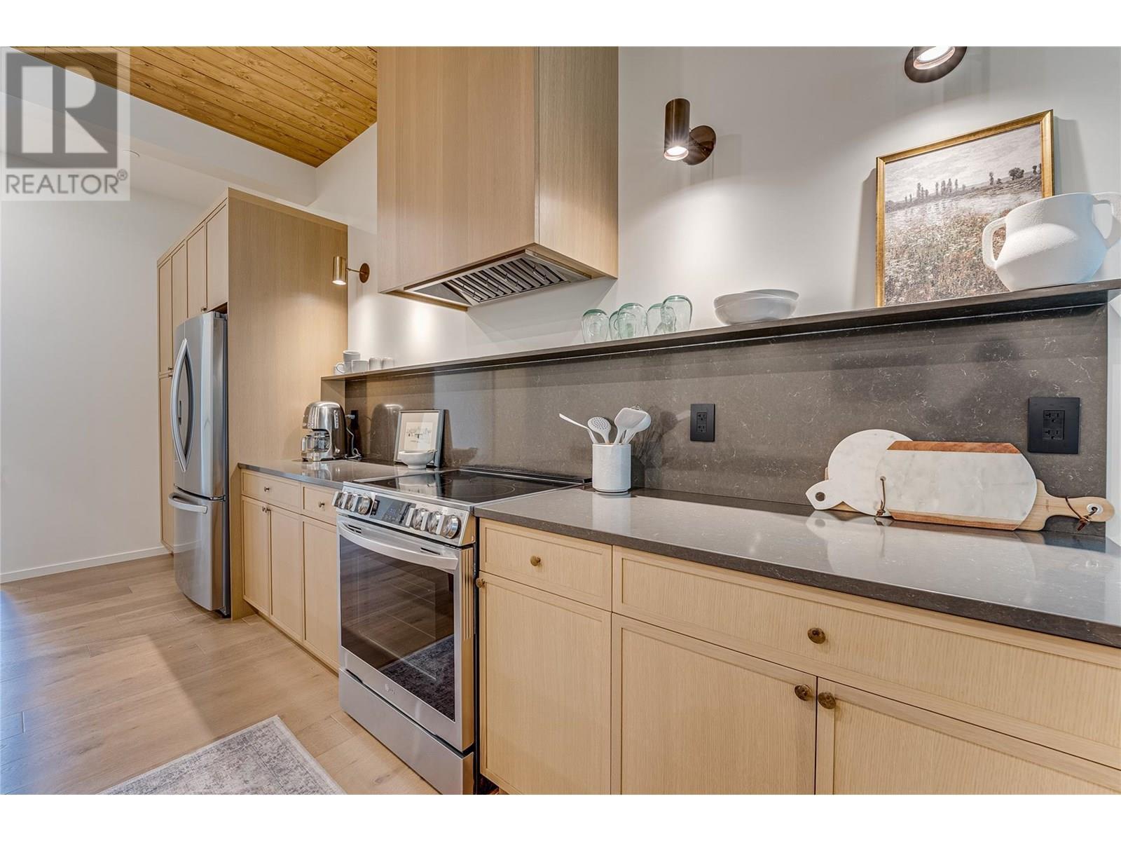 9963 Purcell Drive, Silver Star, BC - Indoor Photo Showing Kitchen