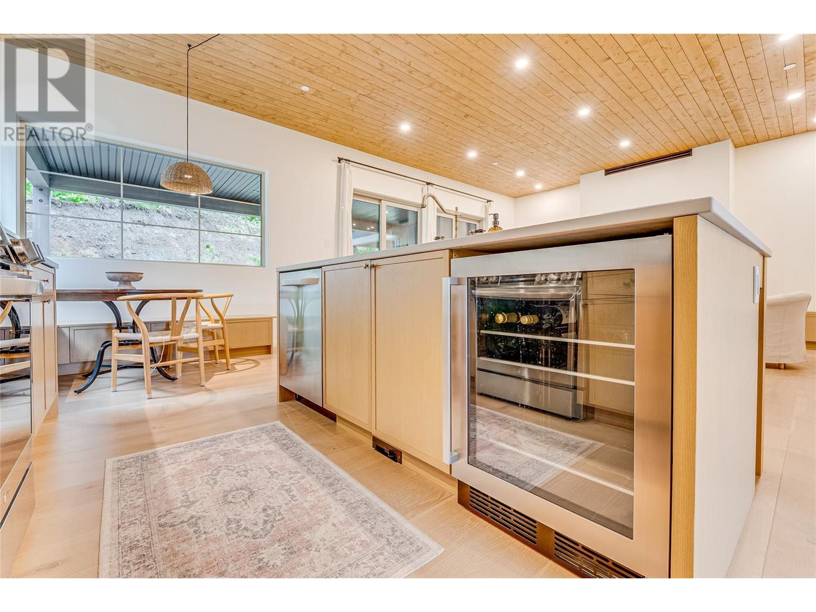 9963 Purcell Drive, Silver Star, BC - Indoor