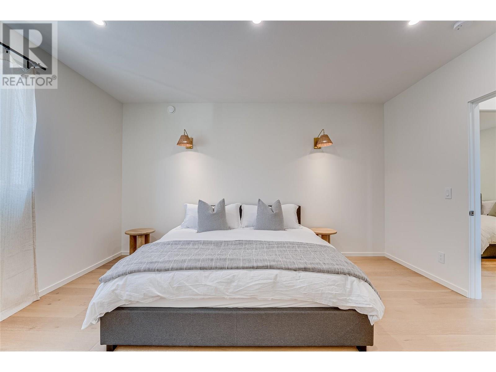 9963 Purcell Drive, Silver Star, BC - Indoor Photo Showing Bedroom