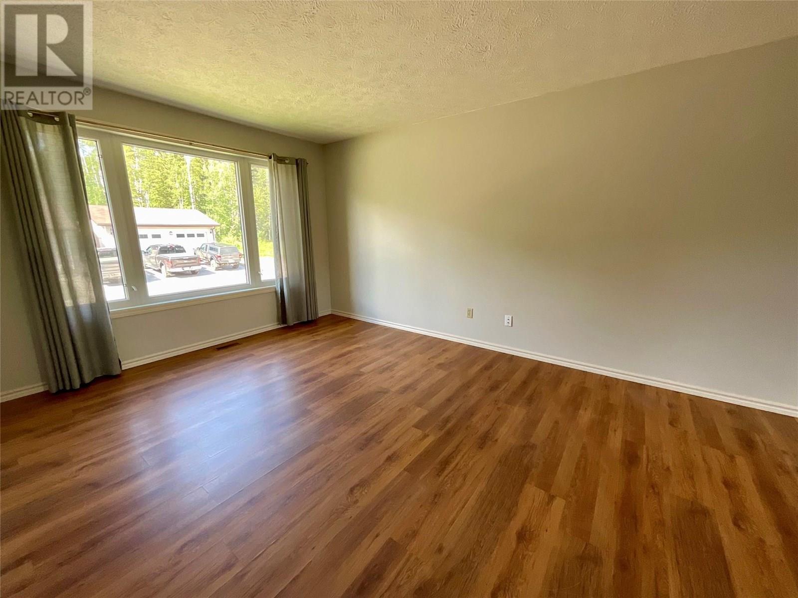 103 Hambrook Lane, Tumbler Ridge, BC - Indoor Photo Showing Other Room