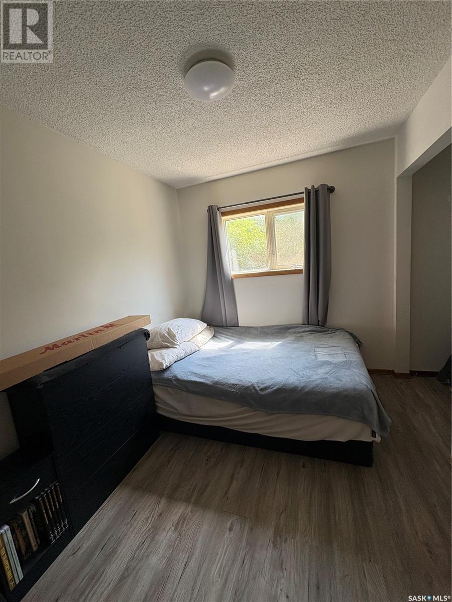 108 Warren Road, Kelliher, SK - Indoor Photo Showing Bedroom