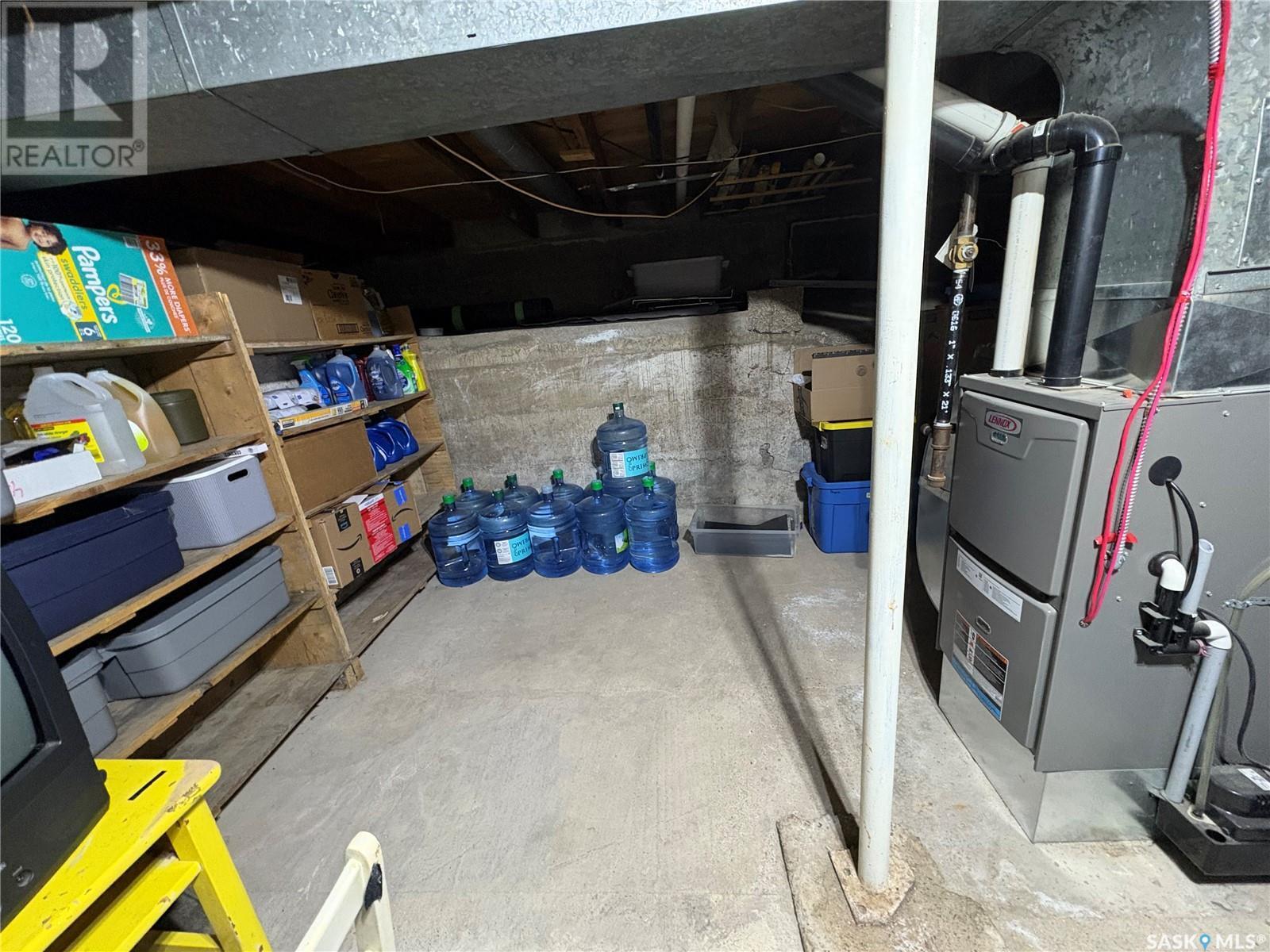 108 Warren Road, Kelliher, SK - Indoor Photo Showing Basement