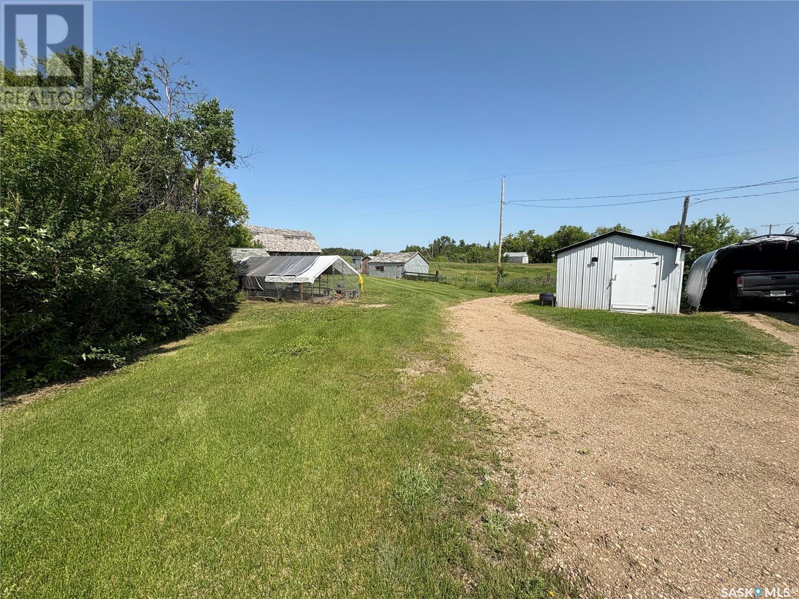 108 Warren Road, Kelliher, SK - Outdoor
