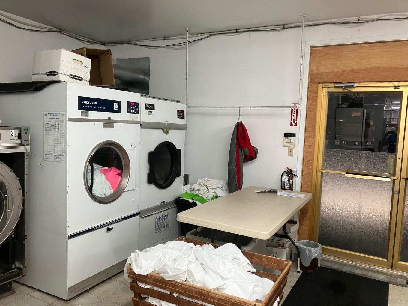 Commerce - 249 Rue Non Disponible-Unavailable, La Pocatière, QC - Indoor Photo Showing Laundry Room