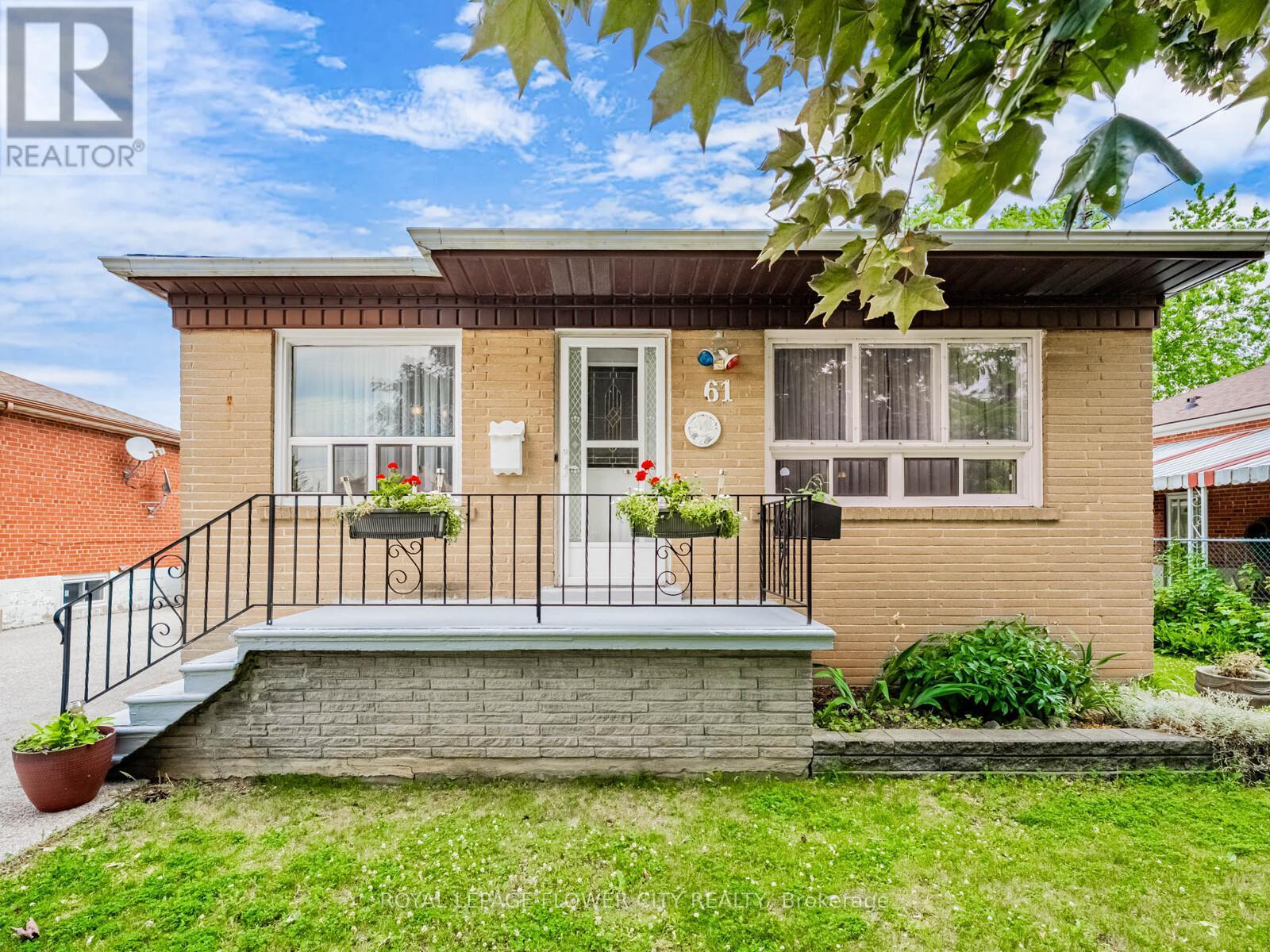 61 Wise Crescent, Hamilton, ON - Outdoor With Deck Patio Veranda