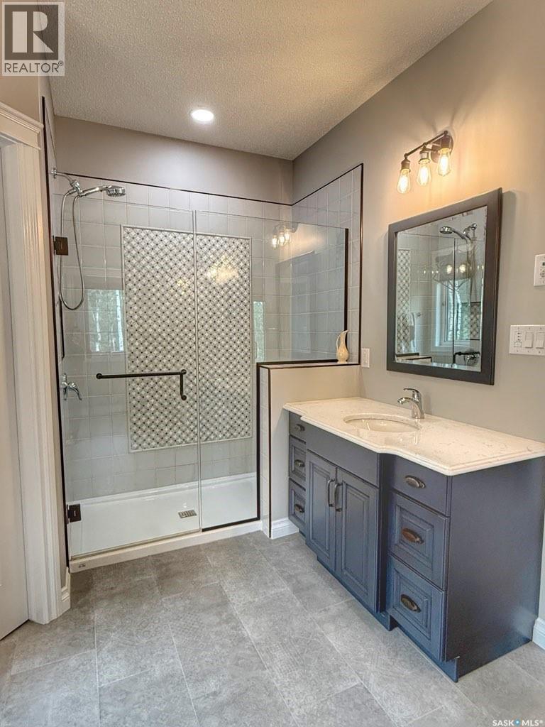 214 Hillside Drive, Tobin Lake, SK - Indoor Photo Showing Bathroom