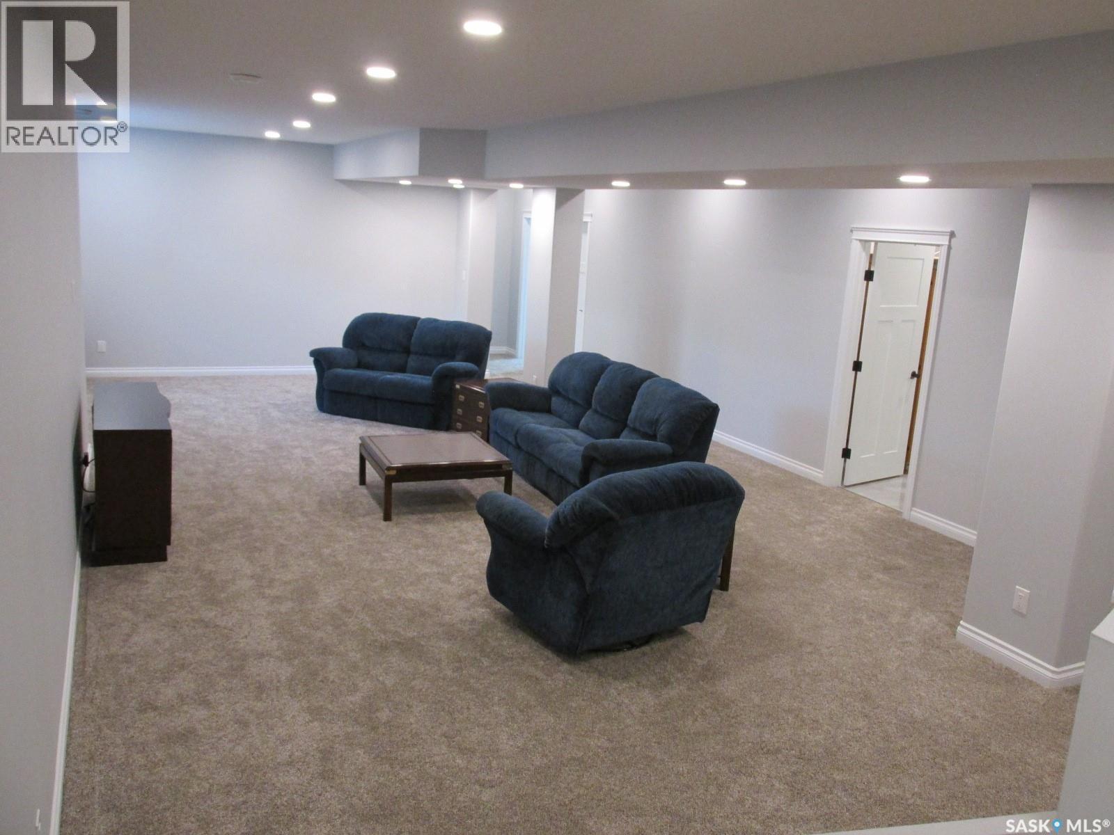 214 Hillside Drive, Tobin Lake, SK - Indoor