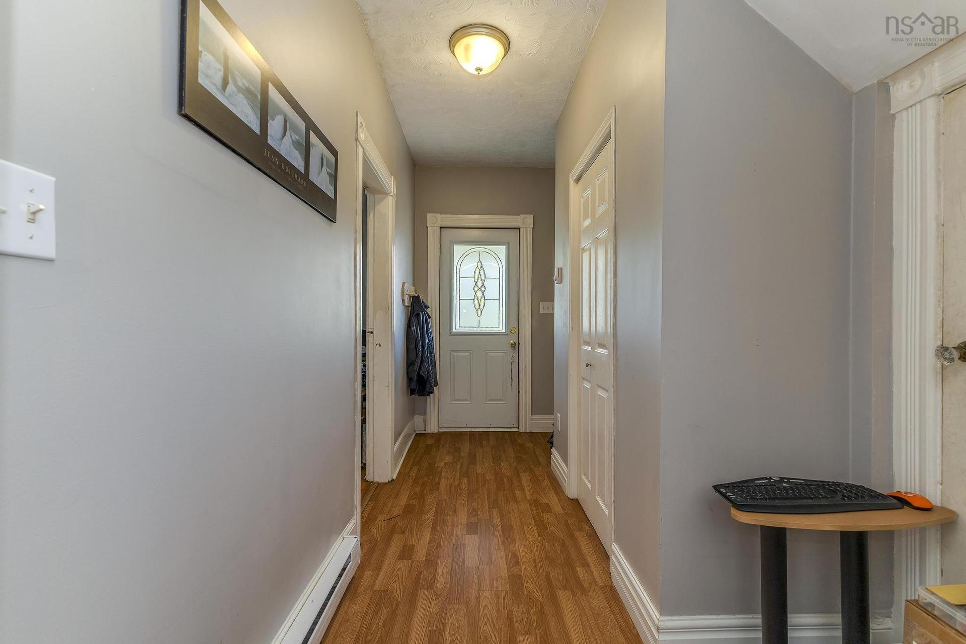 25 Jubilee Avenue, Stellarton, NS