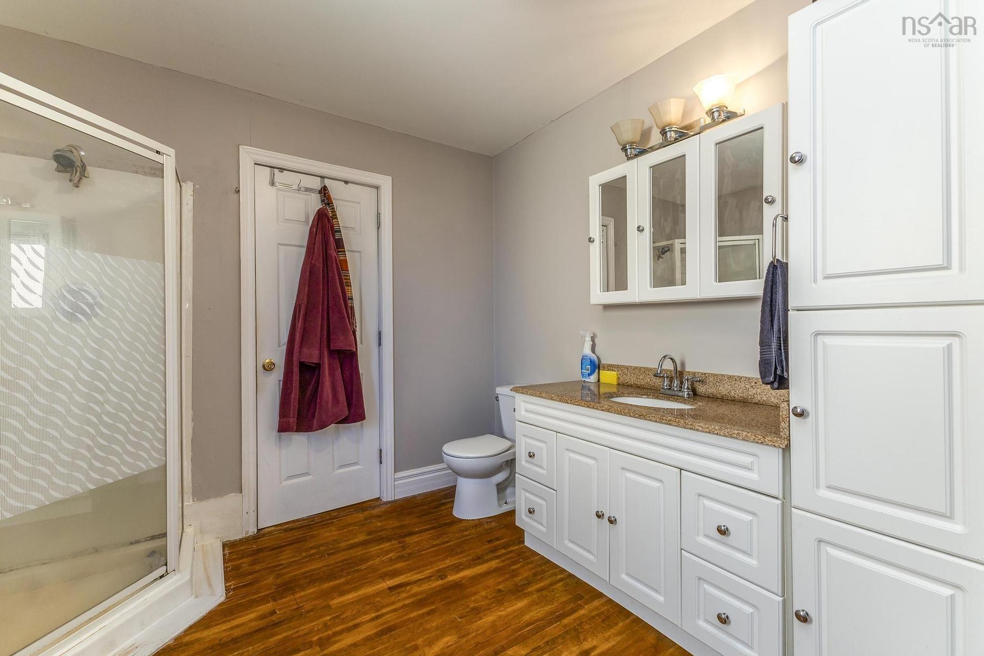 25 Jubilee Avenue, Stellarton, NS