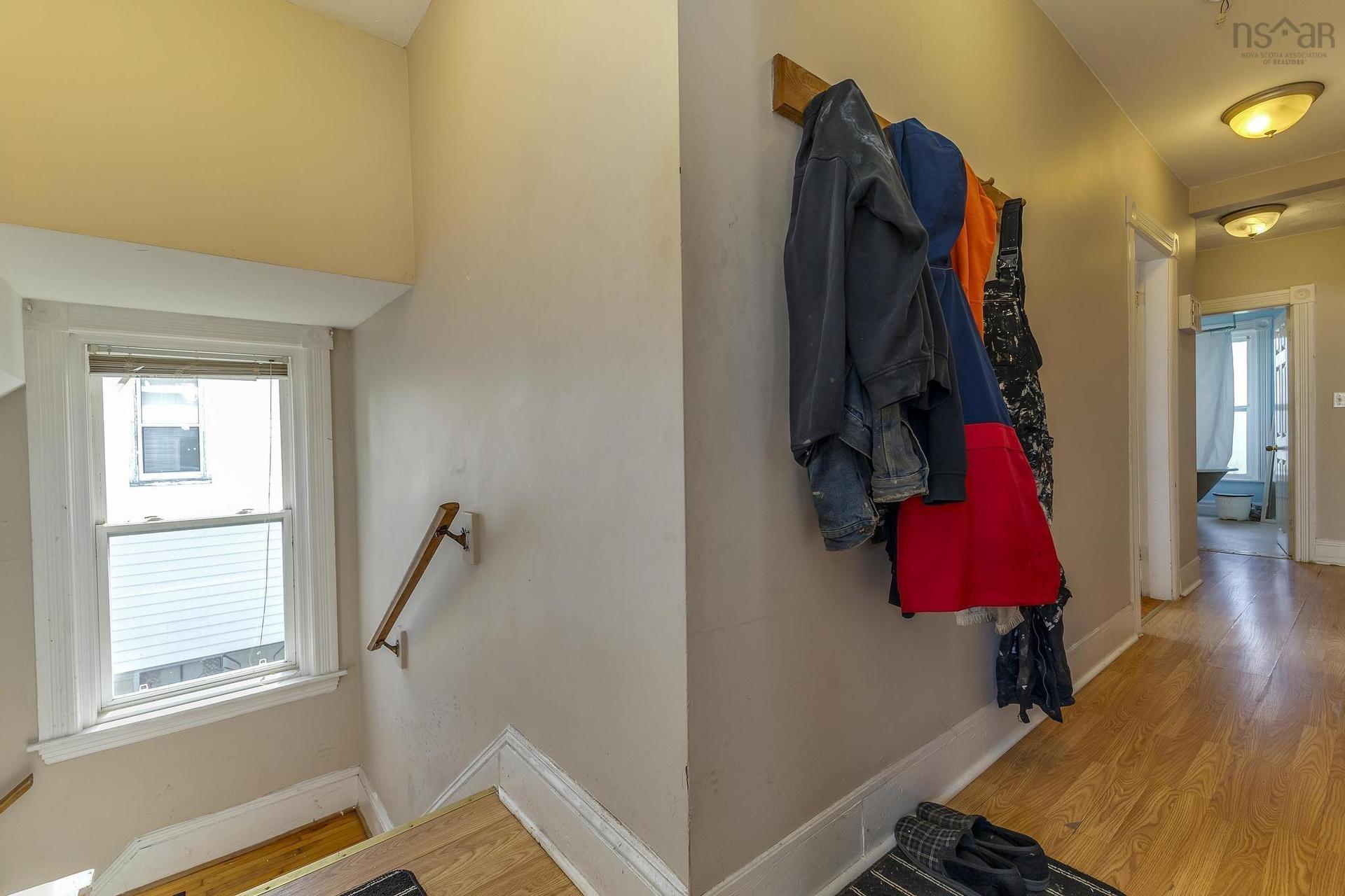 25 Jubilee Avenue, Stellarton, NS