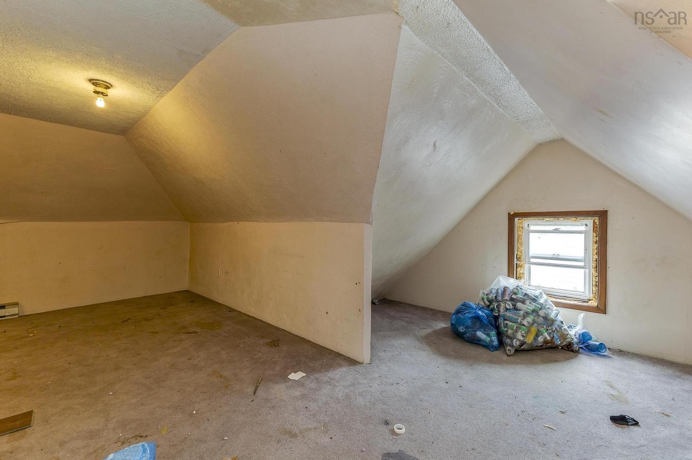 25 Jubilee Avenue, Stellarton, NS