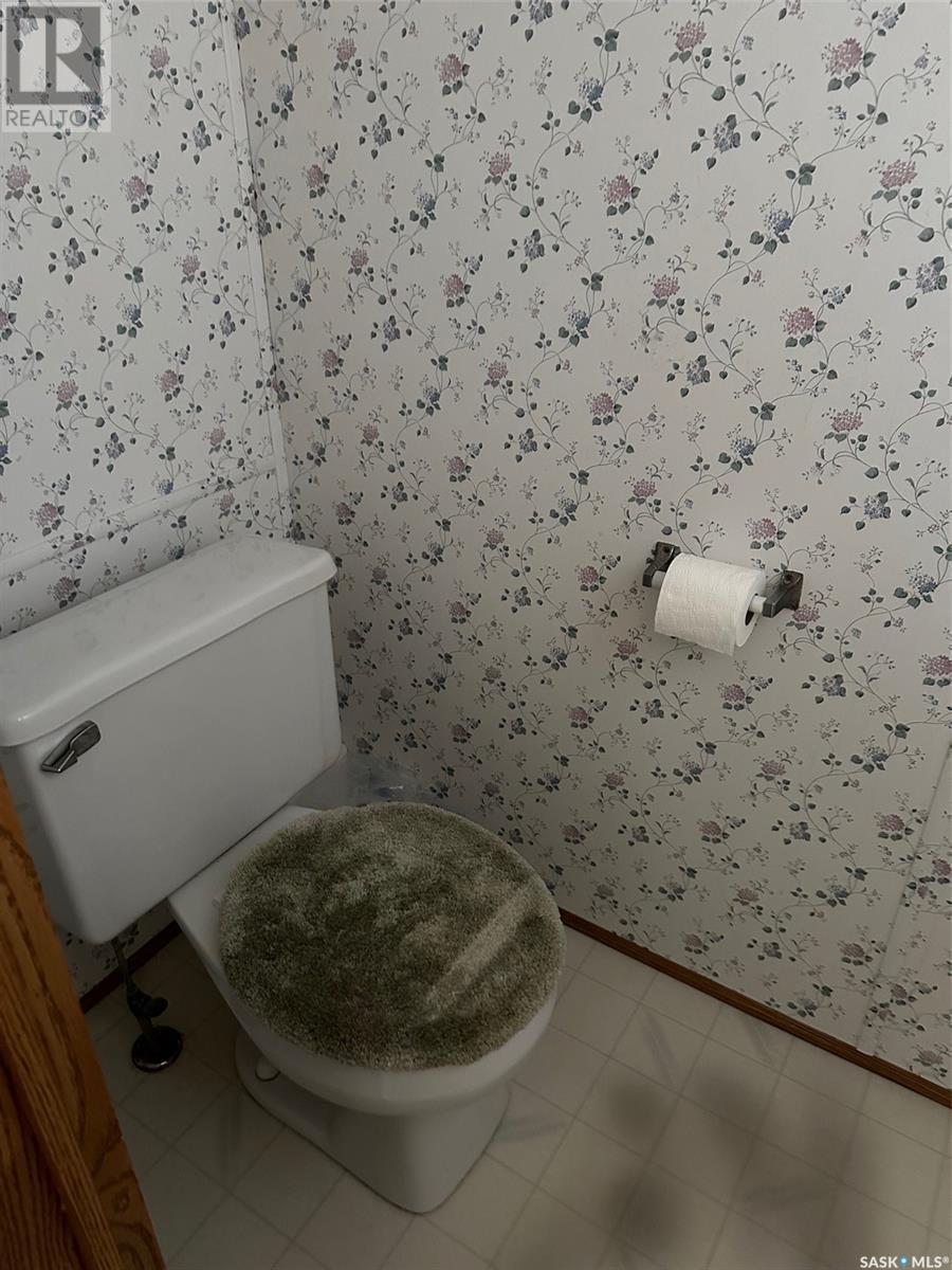 230 Main Street, Bienfait, SK