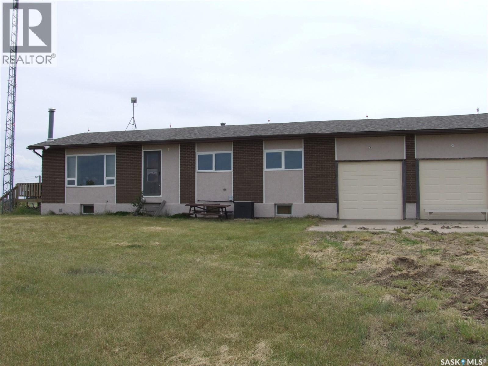 Fitzpatrick Acreage, Eatonia, SK - Outdoor