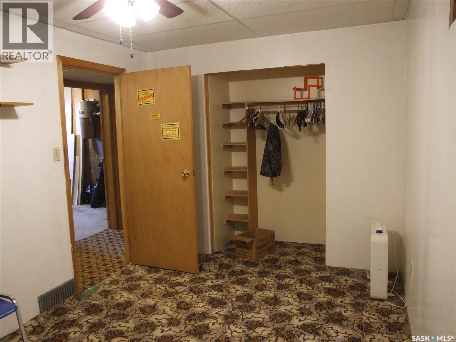 Fitzpatrick Acreage, Eatonia, SK - Indoor Photo Showing Other Room