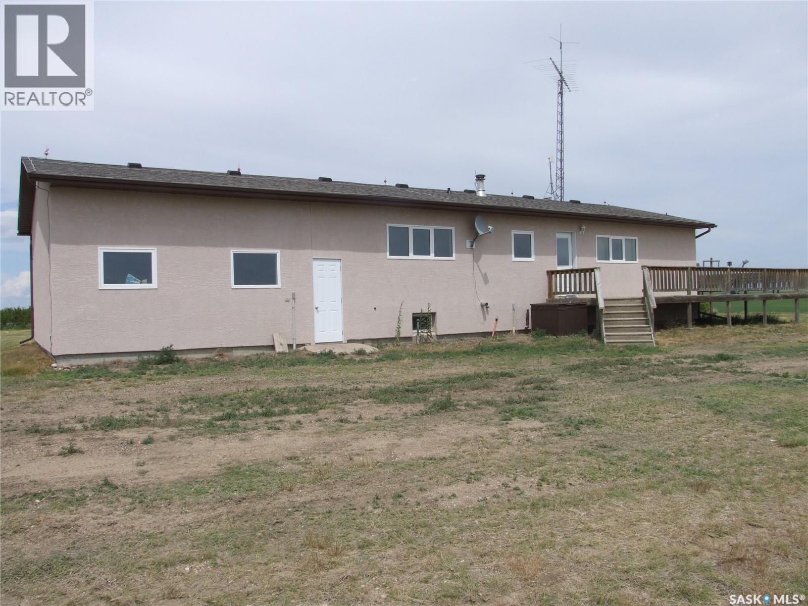 Fitzpatrick Acreage, Eatonia, SK - Outdoor
