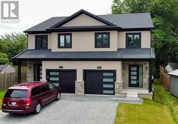 25 DOWNS DRIVE Welland (Welland Downtown), ON L3B 3P4