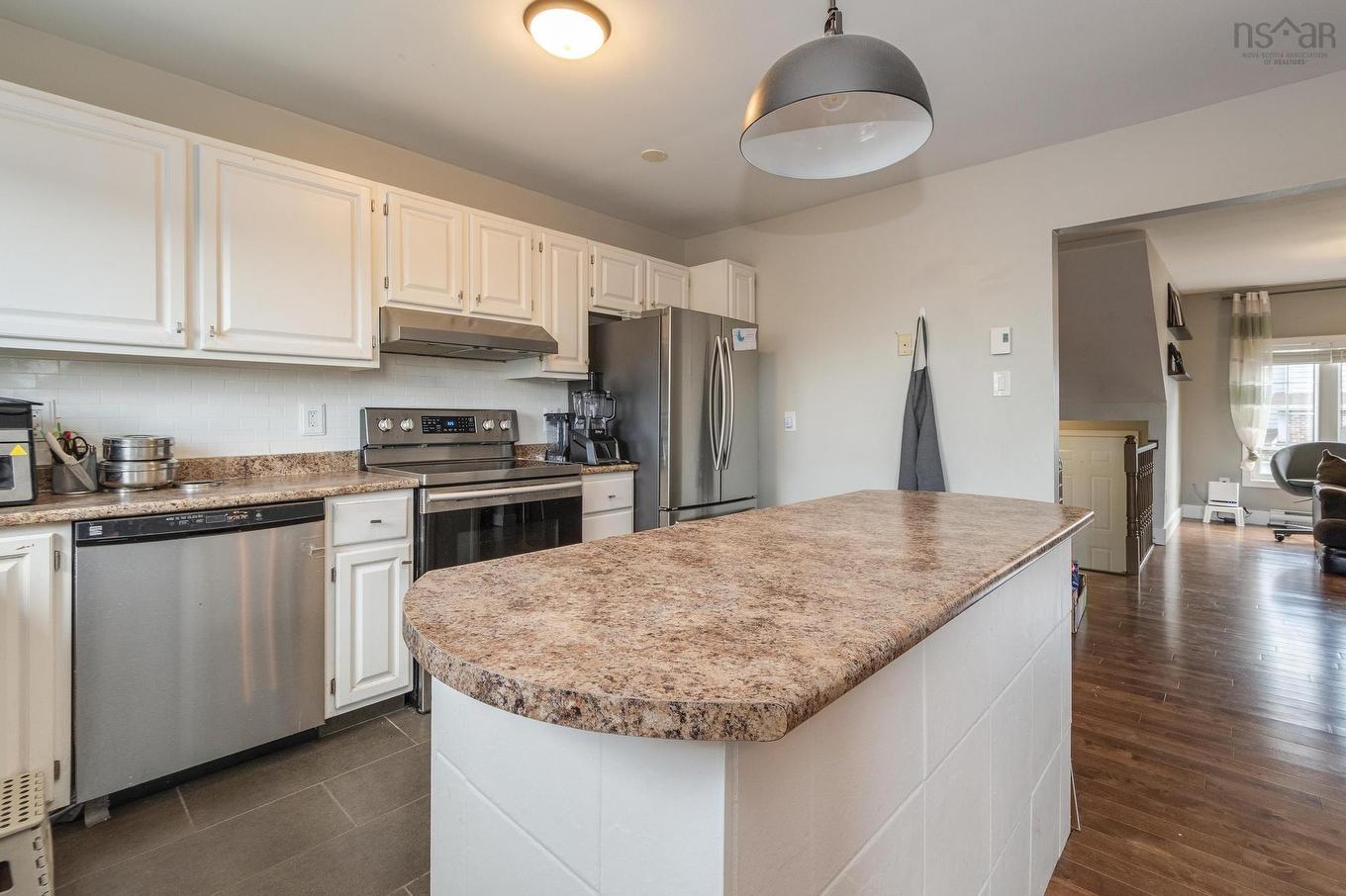 225 Farnham Gate Road, Halifax, NS