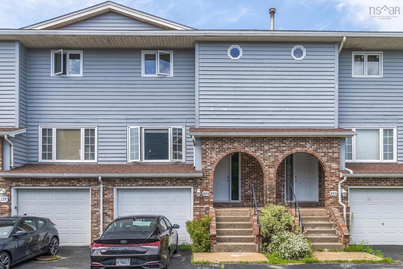 225 Farnham Gate Road, Halifax, NS